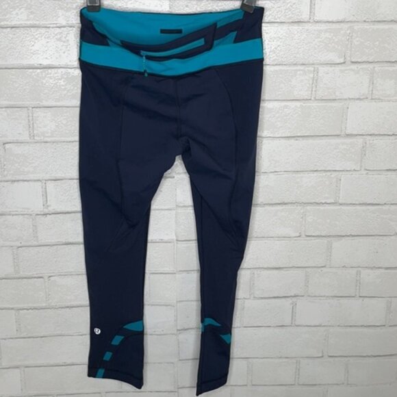 Lululemon Navy Inspire Crop II 22" - Picture 9 of 15